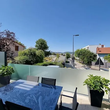 Le Funchal #clim#terrasse Клермон-Ферран